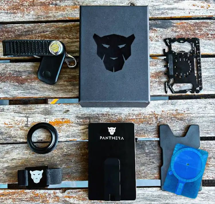 Black Magnetic Wallet - Panthera